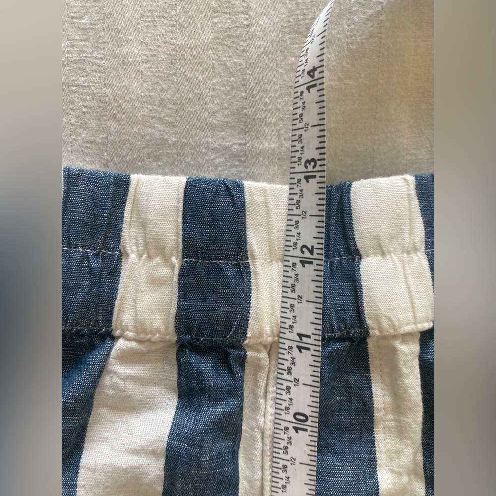 PACT Rhea Tabbed Shorts in Mariners Stripe, Size Large - Picture 8 of 16